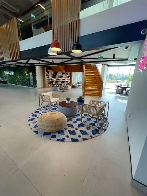 Collective Next To Dubai Hills Mall Émirats arabes unis